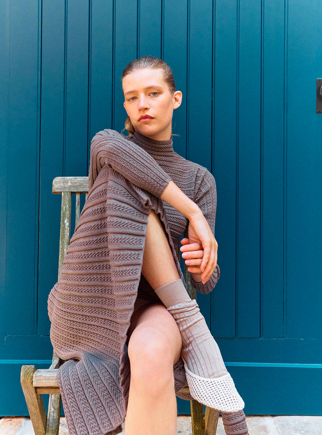 Long dress in pleated knit - Image principale