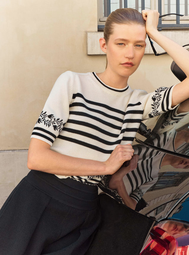 sailor top with floral trim - Image principale