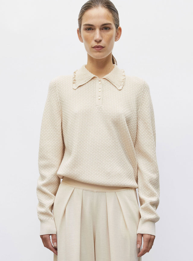 fine knit top with a flounced collar - Image principale