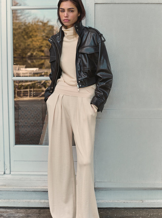 Stand-up collar sweater - Image principale
