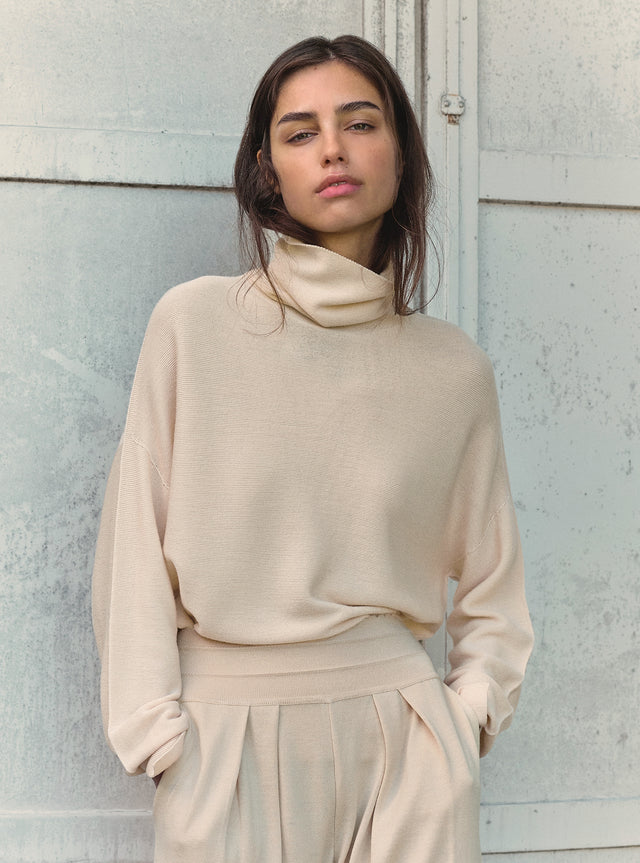 Stand-up collar sweater - Image principale