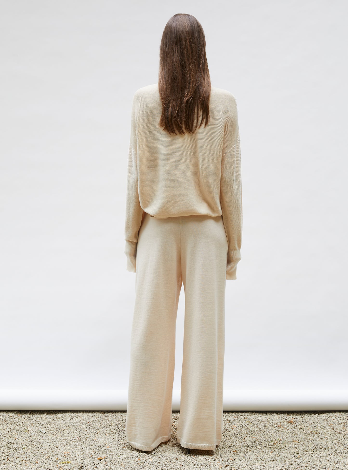 Top fin oversize à col montant Dune - Vêtement de luxe femme