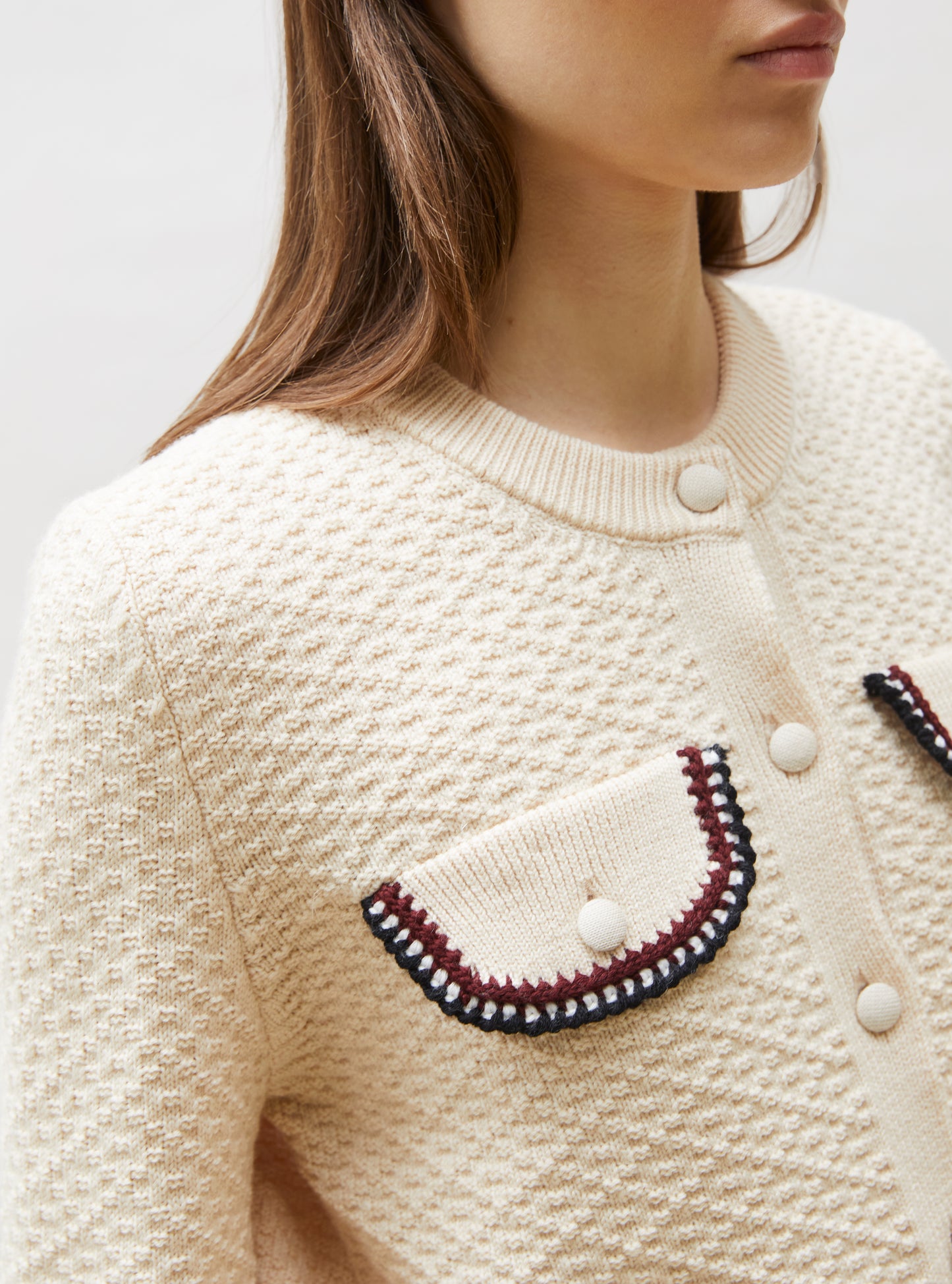 Tops de luxe femme - Veste maille brodée main Dune