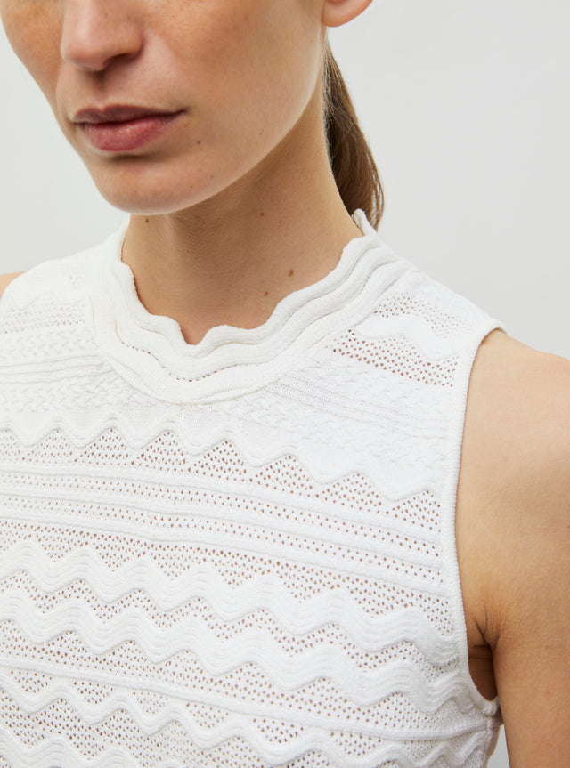 Short dress in zig-zag knit - Image principale