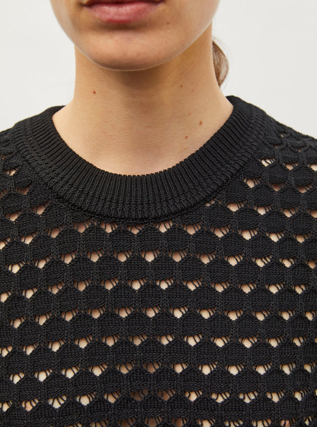 short dress in crocheted knit - Image principale