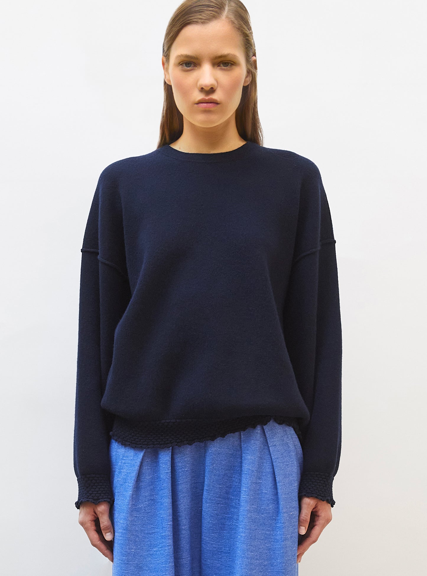 Sweat loose finitions smockées Nuit - Vêtement en maille de luxe Molli