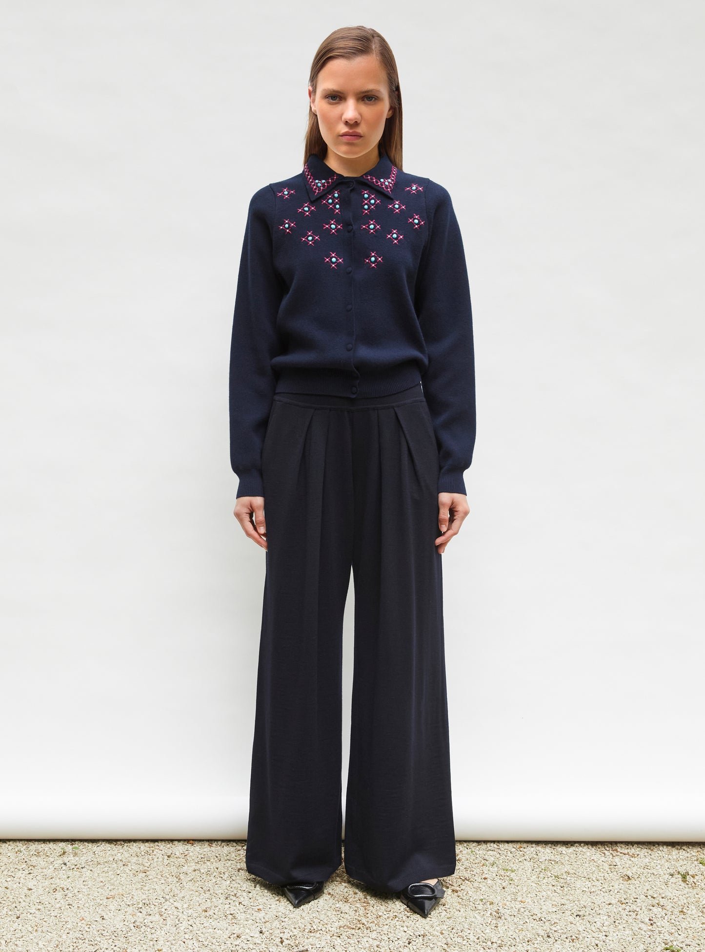 Cardigan maille brodé main Nuit - Tops de luxe