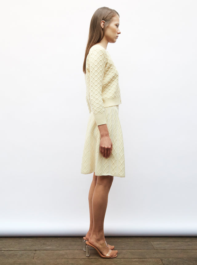 short skirt in fine-quilted knit - Image principale