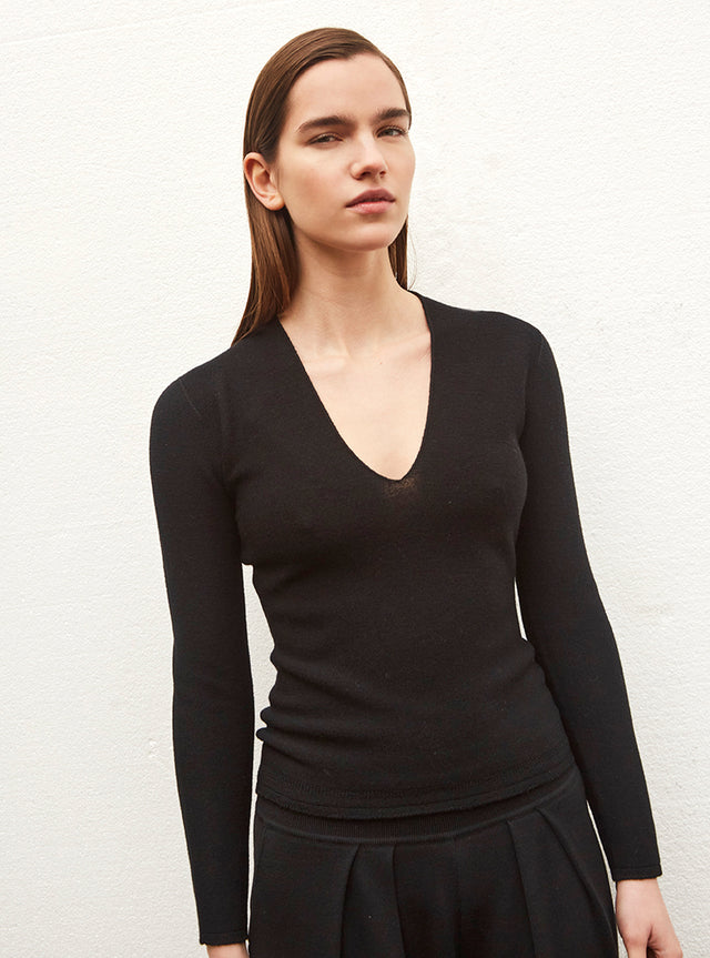 deep v-neck slim top - Image principale