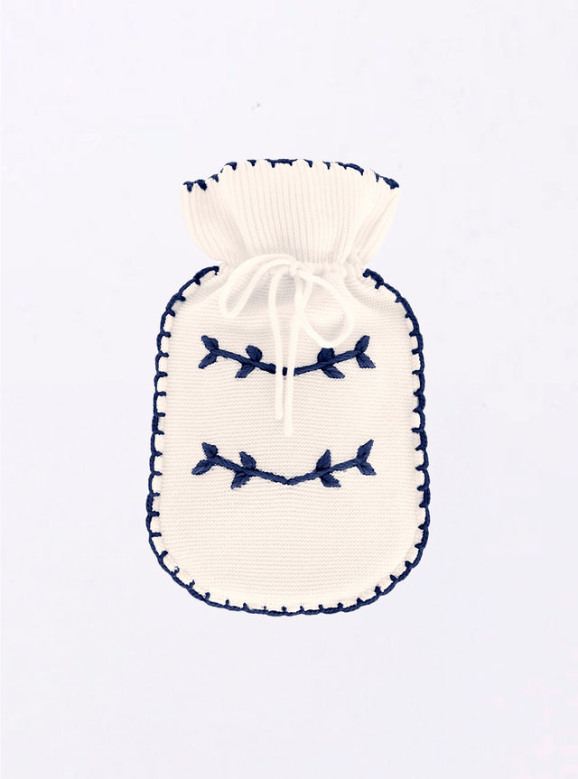 small knitted hot water bottle - Image principale
