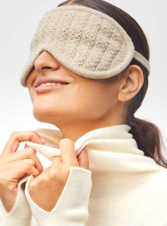 loup de voyage en maille - Image principale