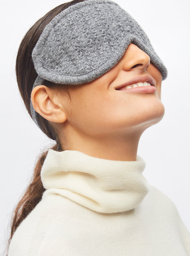 knitted sleep mask - Image principale