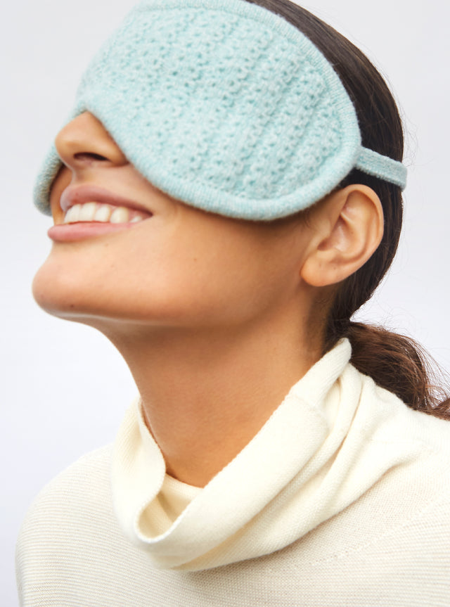 knitted sleep mask - Image principale