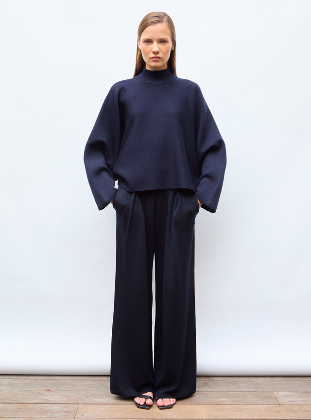 wide couture knit top - Image principale