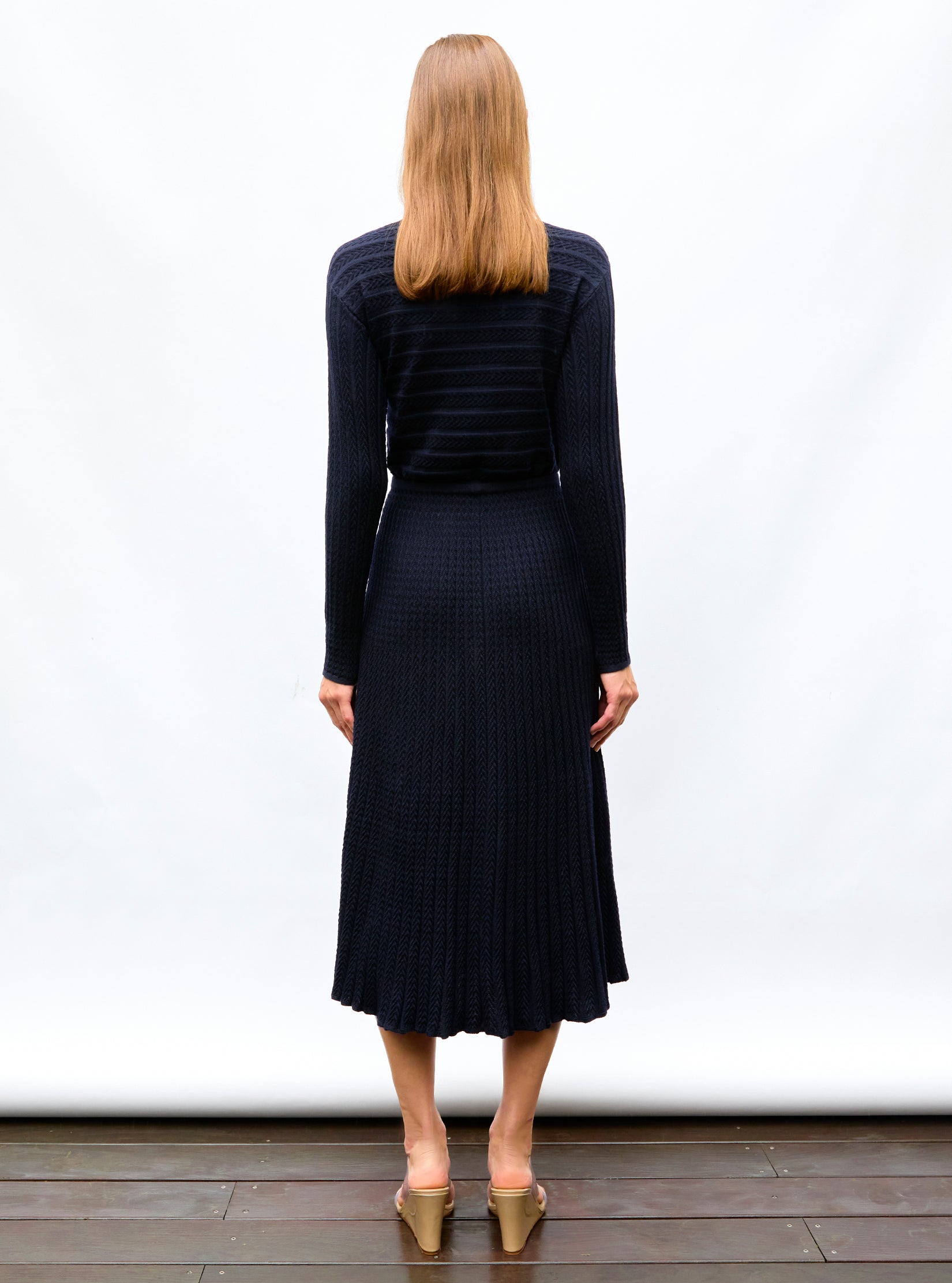 Robe longue en maille plissée Nuit - Vêtement de luxe femme