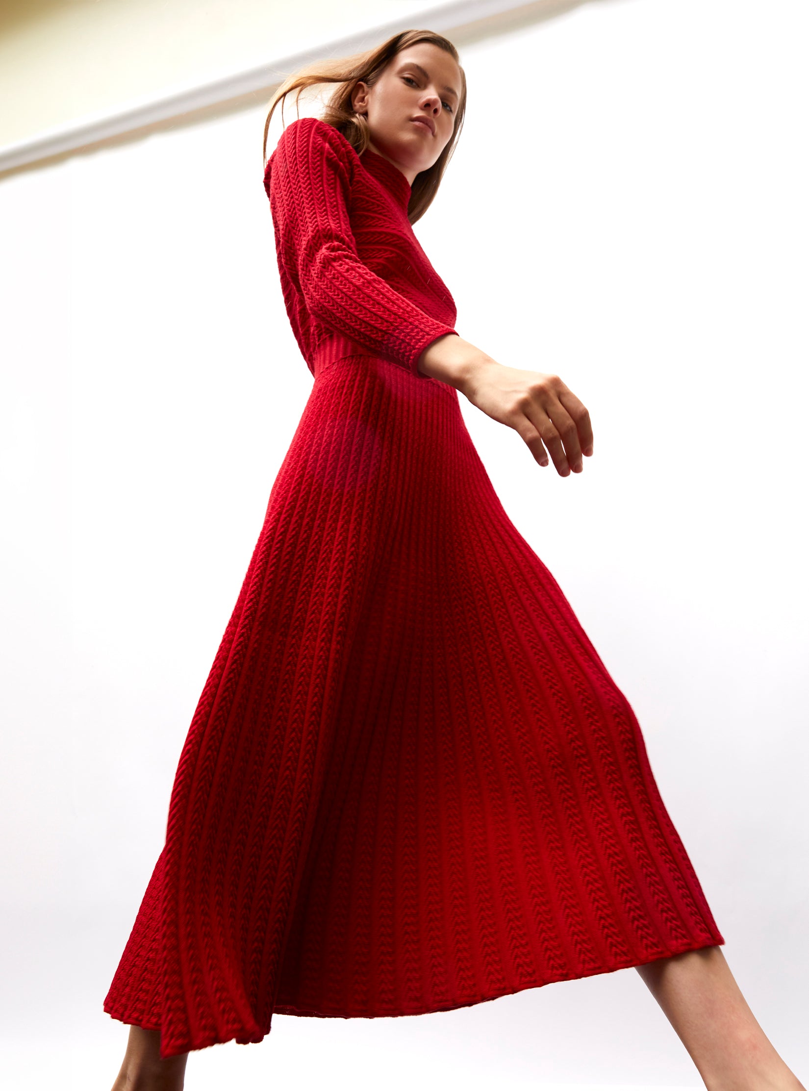 Robe longue en maille plissée - Vêtement de luxe femme