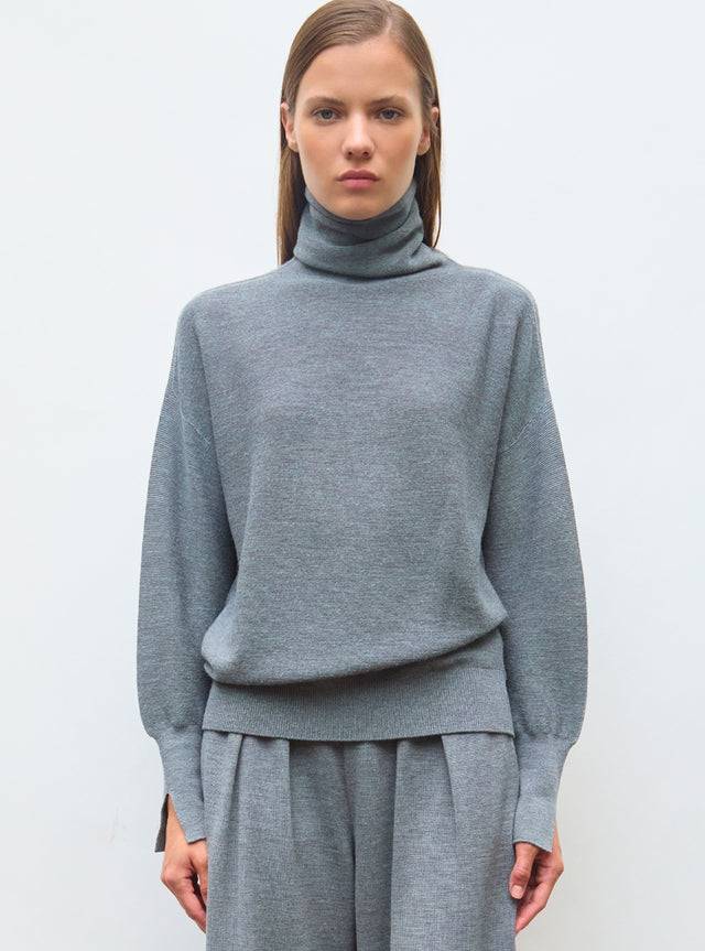 pull fin col montant - Image principale