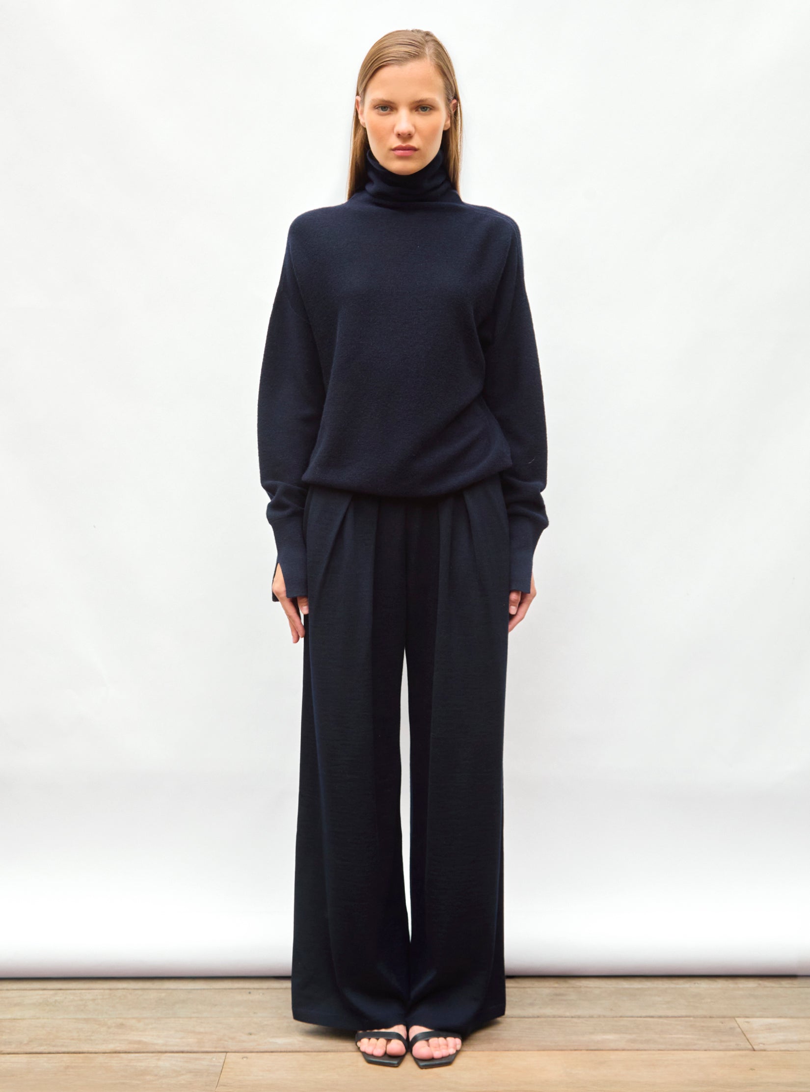 Top fin oversize à col montant - Vêtement de luxe femme