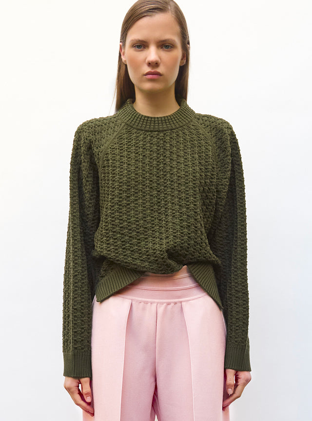 loose sweater in interlaced knit - Image principale
