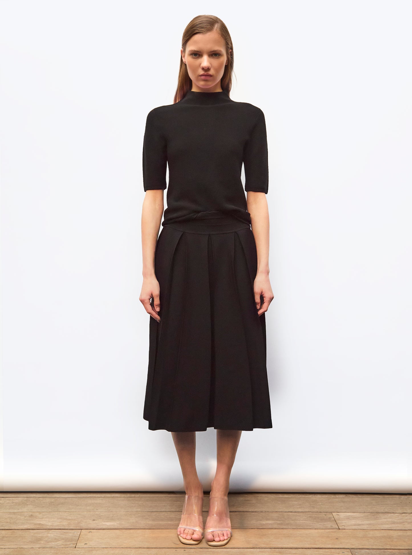 Top fin petit col montant Molli noir profond - Tops de luxe