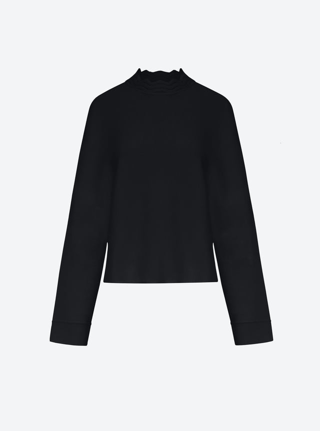 couture top with rick-rack edged collar - Image principale