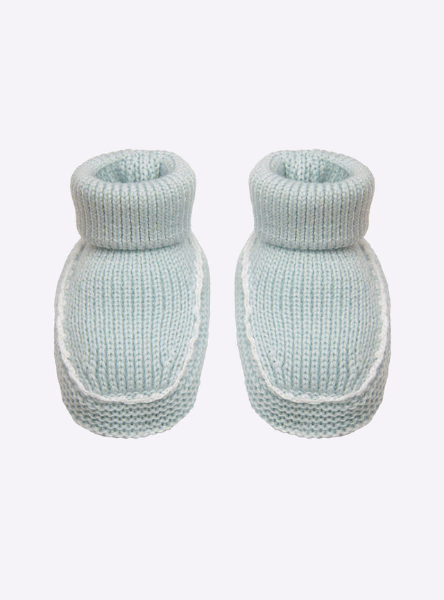 baby slippers with crochet finishes - Image principale