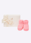 Baby slippers with crochet finishes