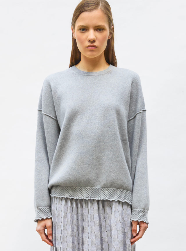 sweat loose finitions smockées - Image principale