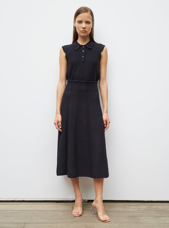 top with small moss-stitch collar - Image principale