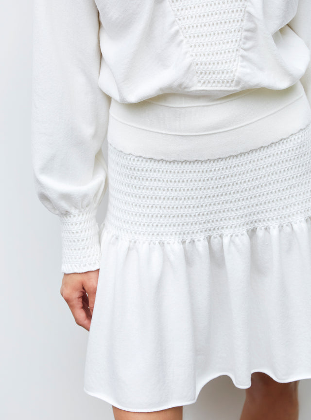 short skirt in smocked knit - Image principale