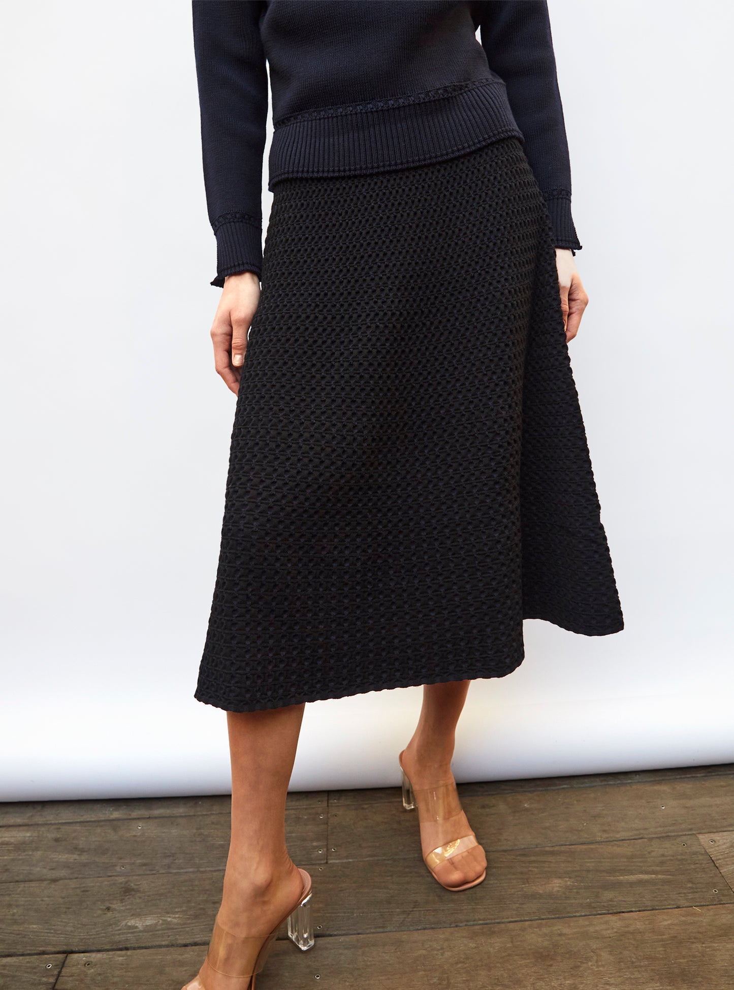 Jupes de luxe femme - Jupe mi-longue en maille smockée