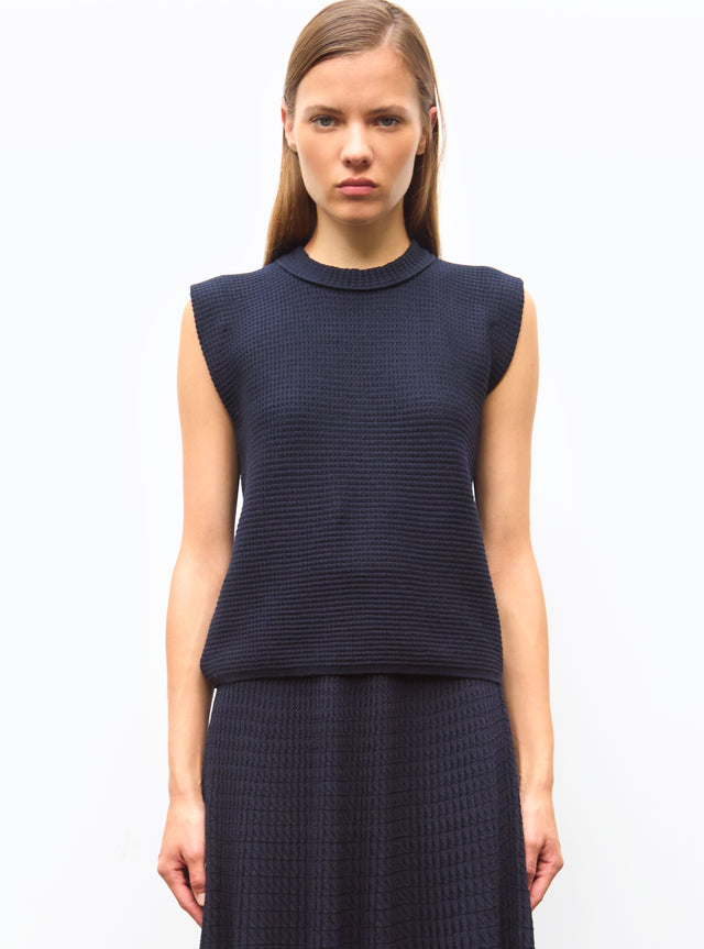 top in a mini origami knit - Image principale