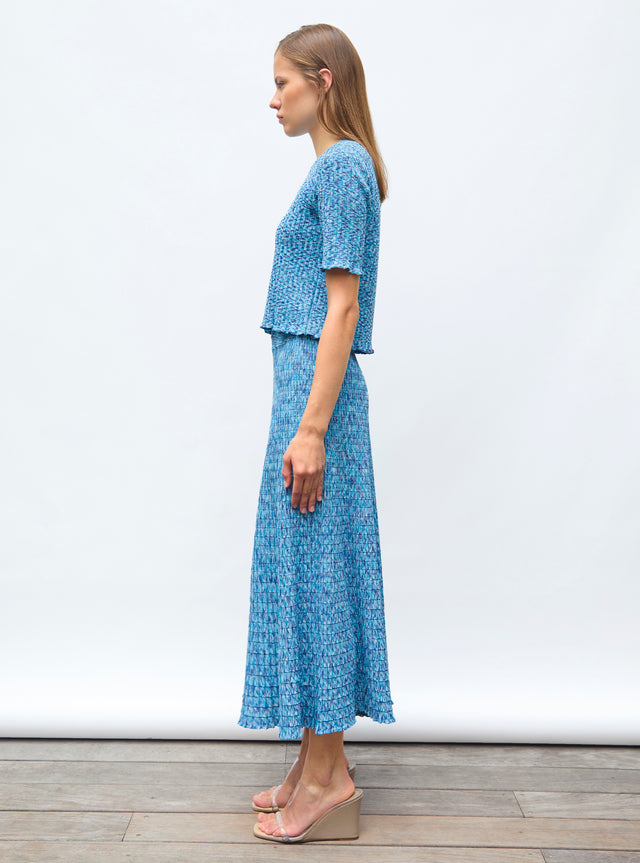 fluid skirt in an origami knit  - Image principale
