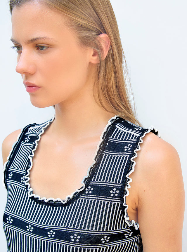 knit tank top with mini flowers - Image principale