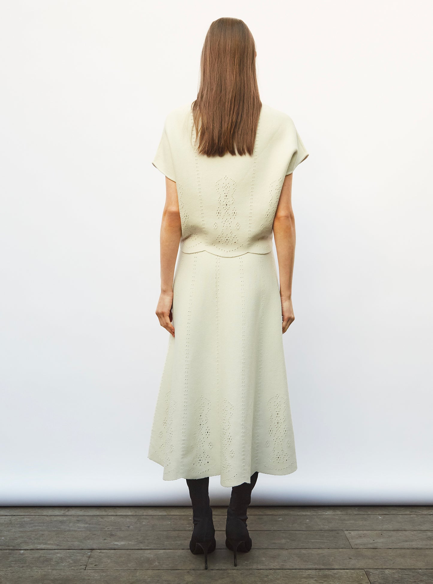 Top maille broderie anglaise Naturel - Vêtement de luxe femme