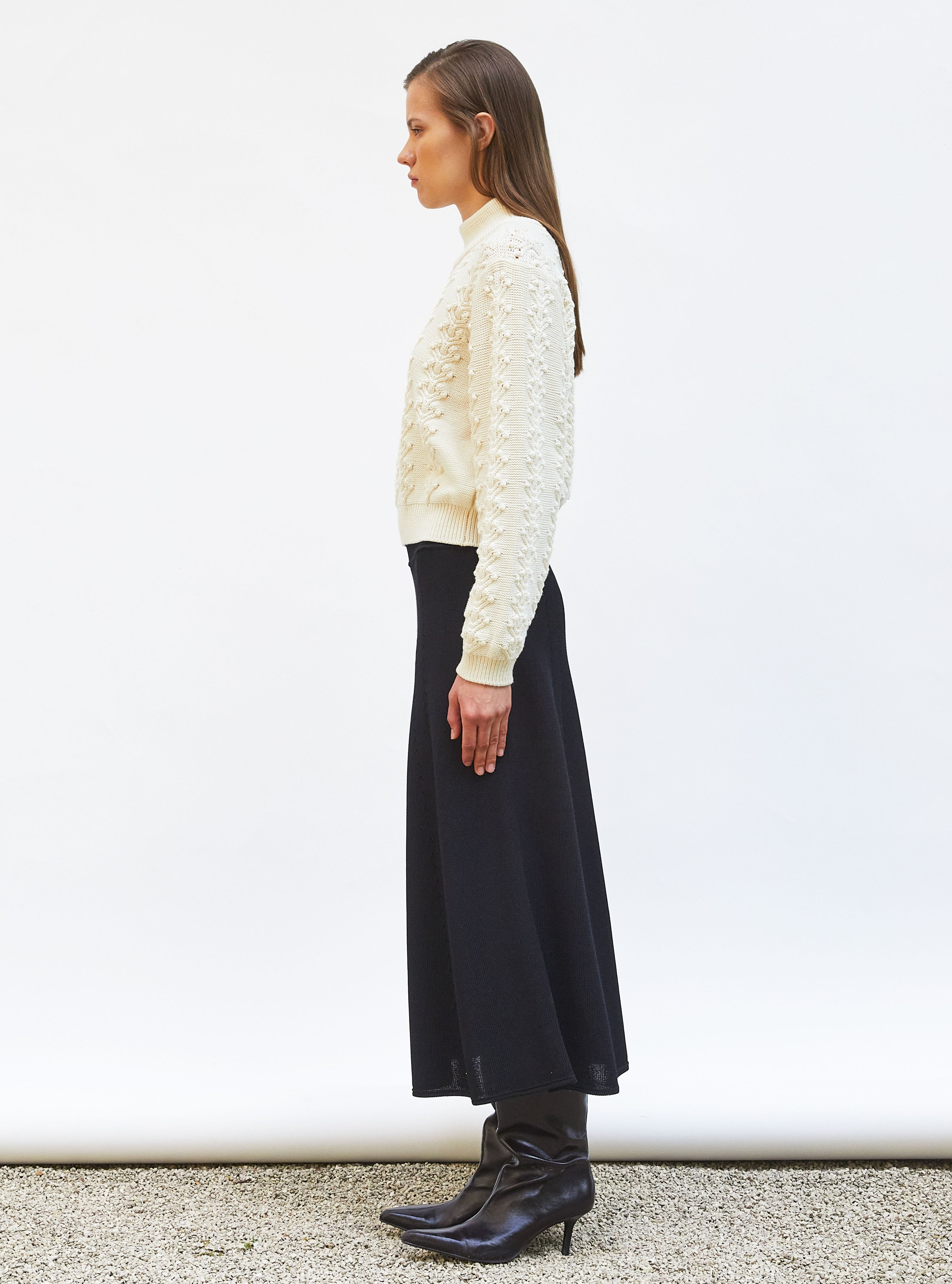 Jupe fluide en jersey soyeux noir profond - Vêtement de luxe femme