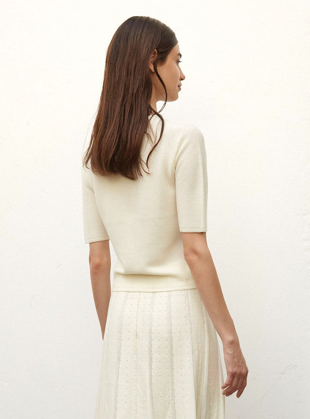 fine top with elbow-length sleeves - Image principale