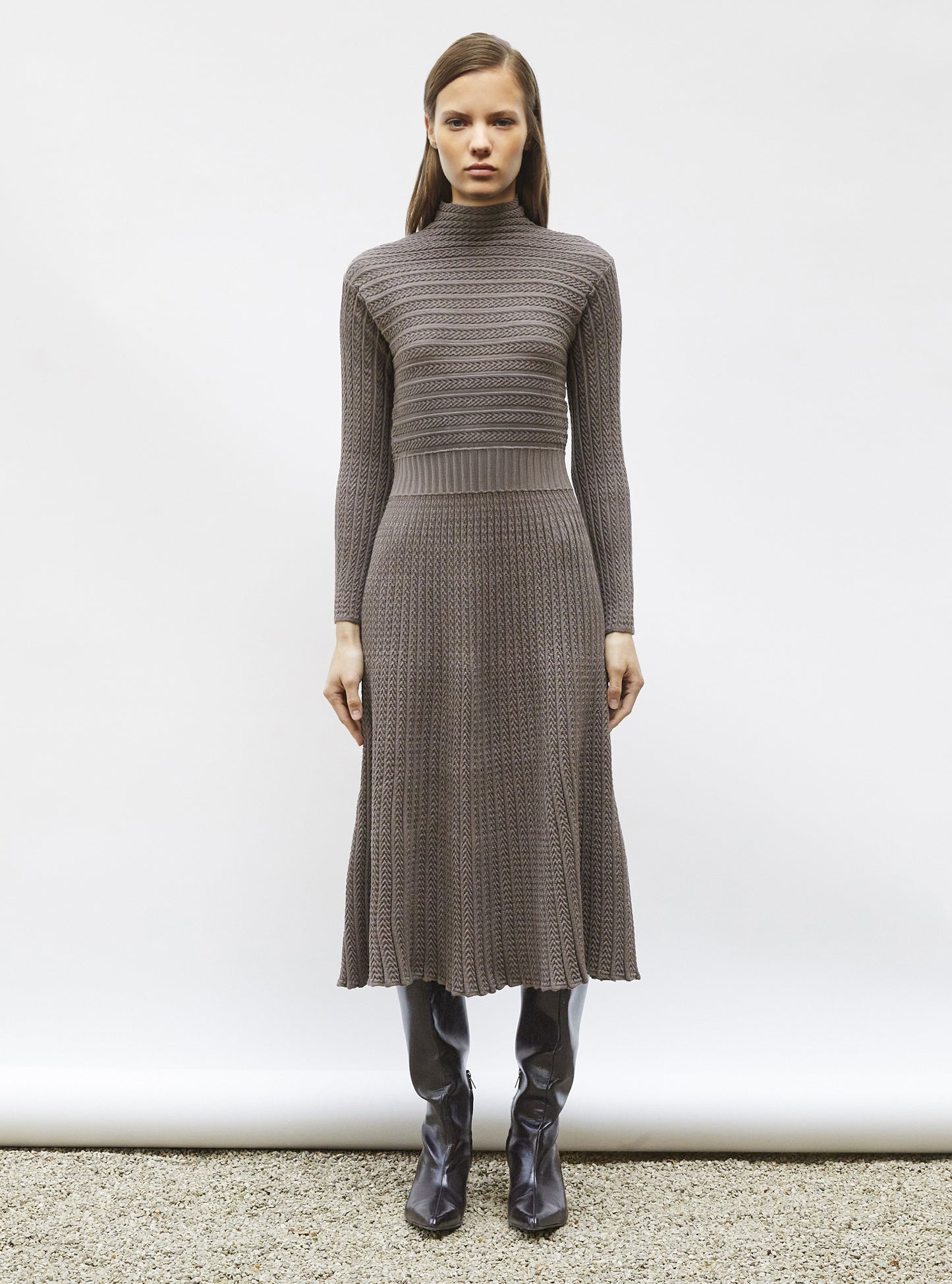 Robe longue maille plissée châtaigne - Vêtement en maille de luxe Molli