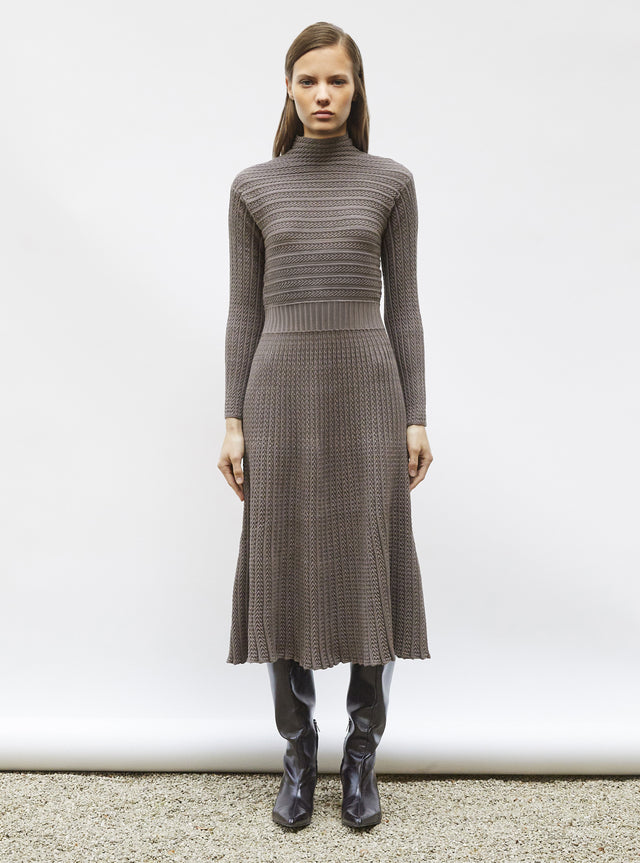 long dress in pleated knit - Image principale