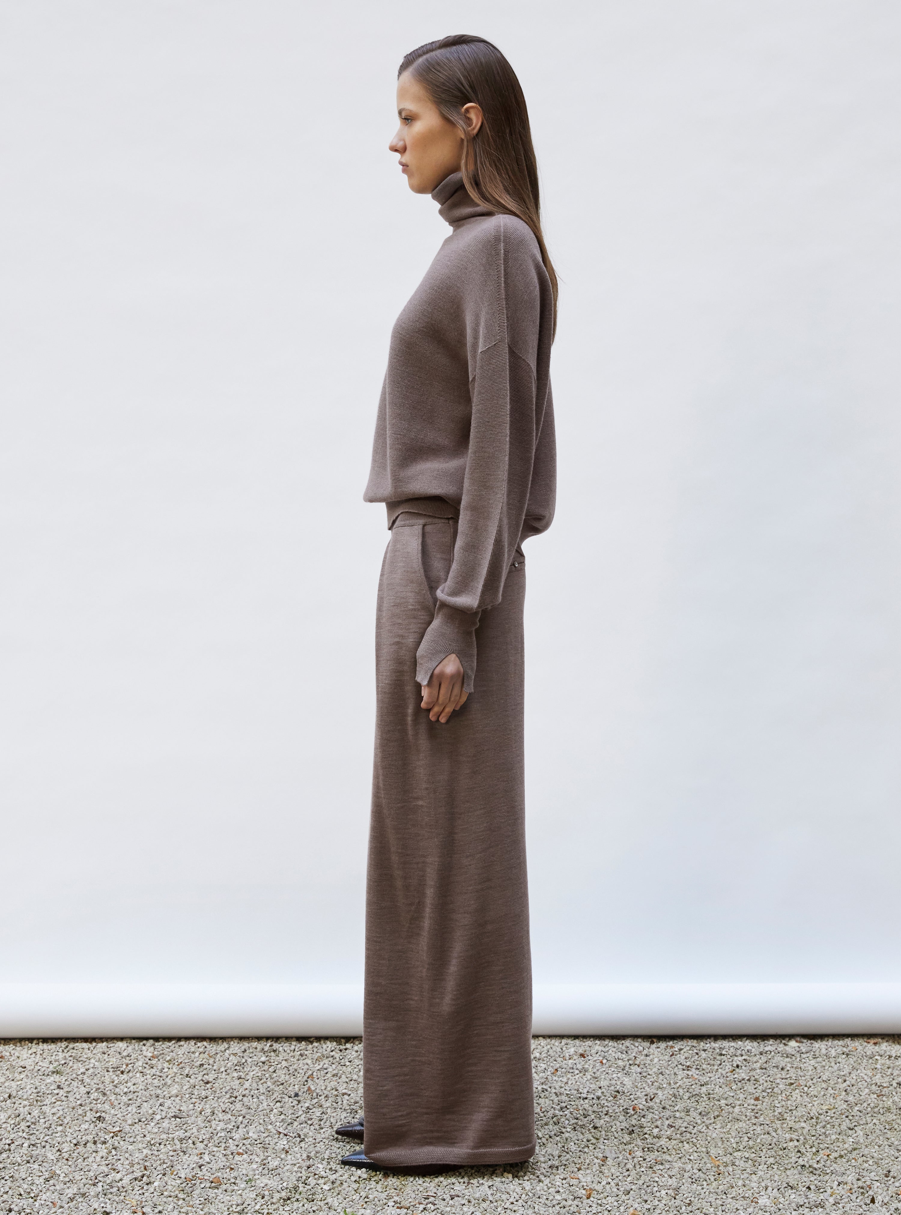 Tops de luxe femme - Top fin oversize à col montant Châtaigne