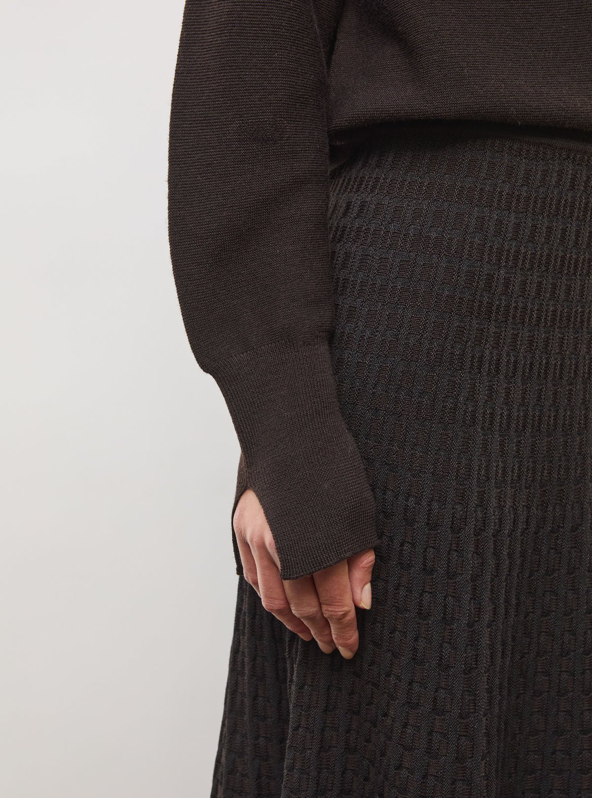 Pull en maille de luxe Molli - Pull fin col montant ebene
