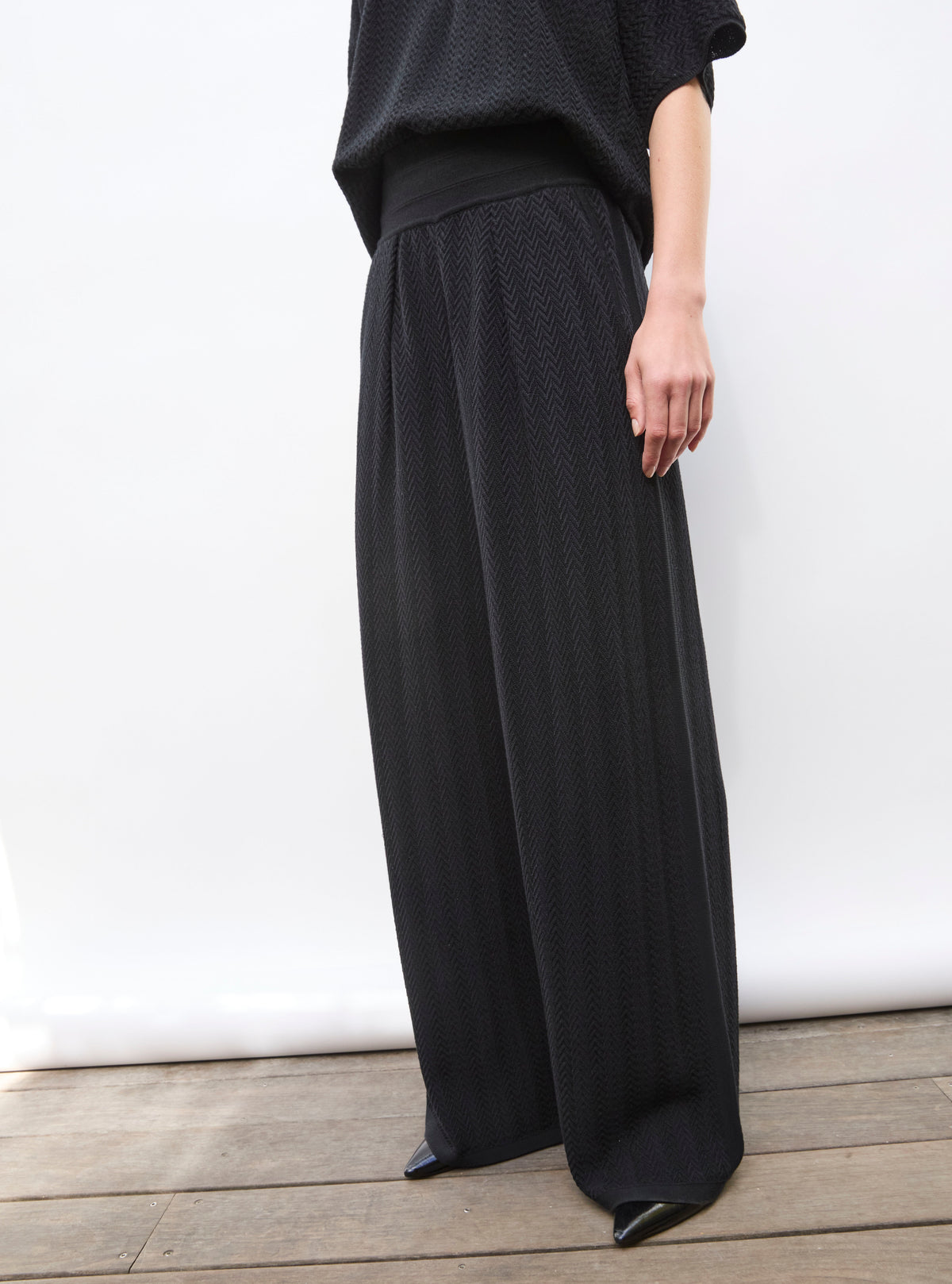 Pantalon en maille de luxe Molli - Etienne noir profond