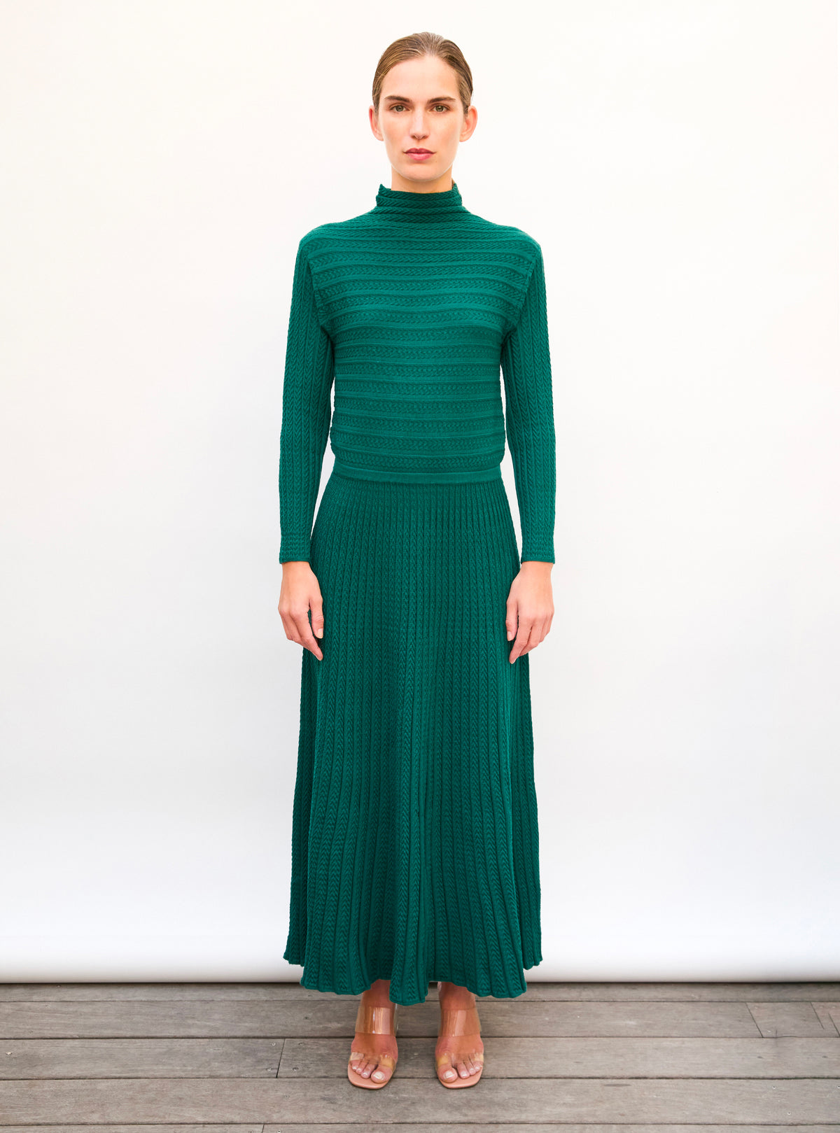 Robe maxi maille plissée vert anglais - Vêtement en maille de luxe Molli