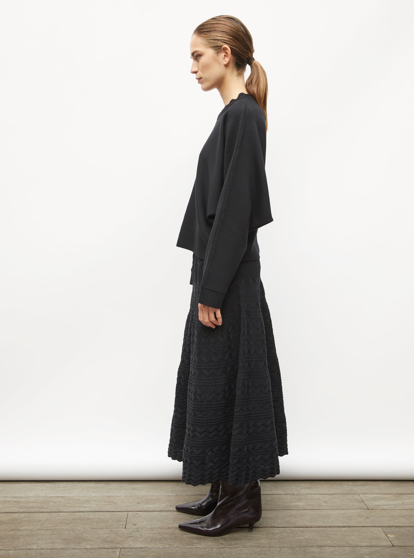 Top couture col croquet noir profond - Top de luxe