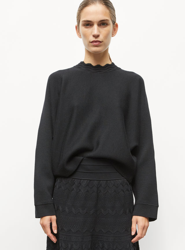 couture top with rick-rack edged collar - Image principale