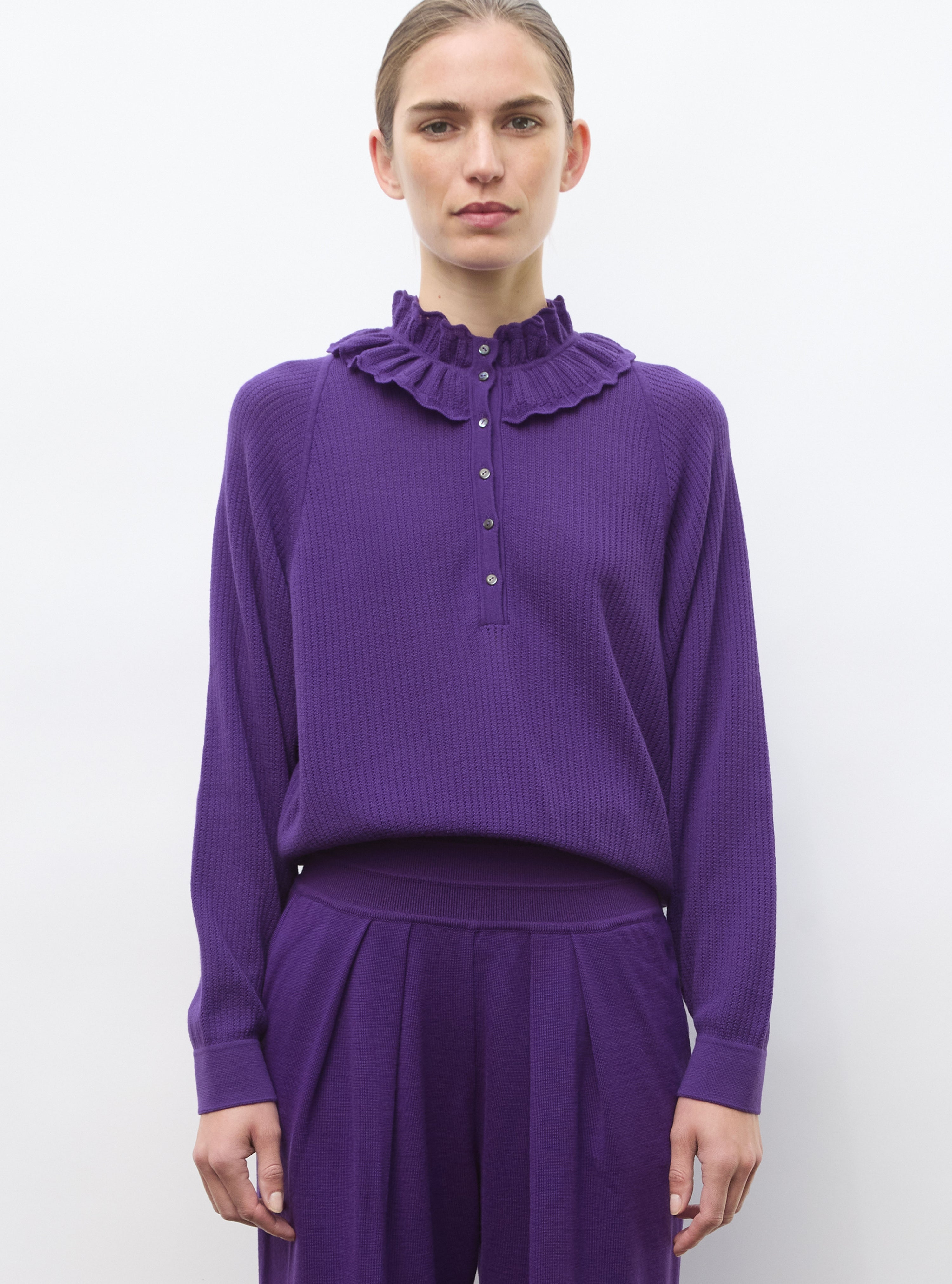 Top ample col volanté violet profond - Vêtement de luxe femme