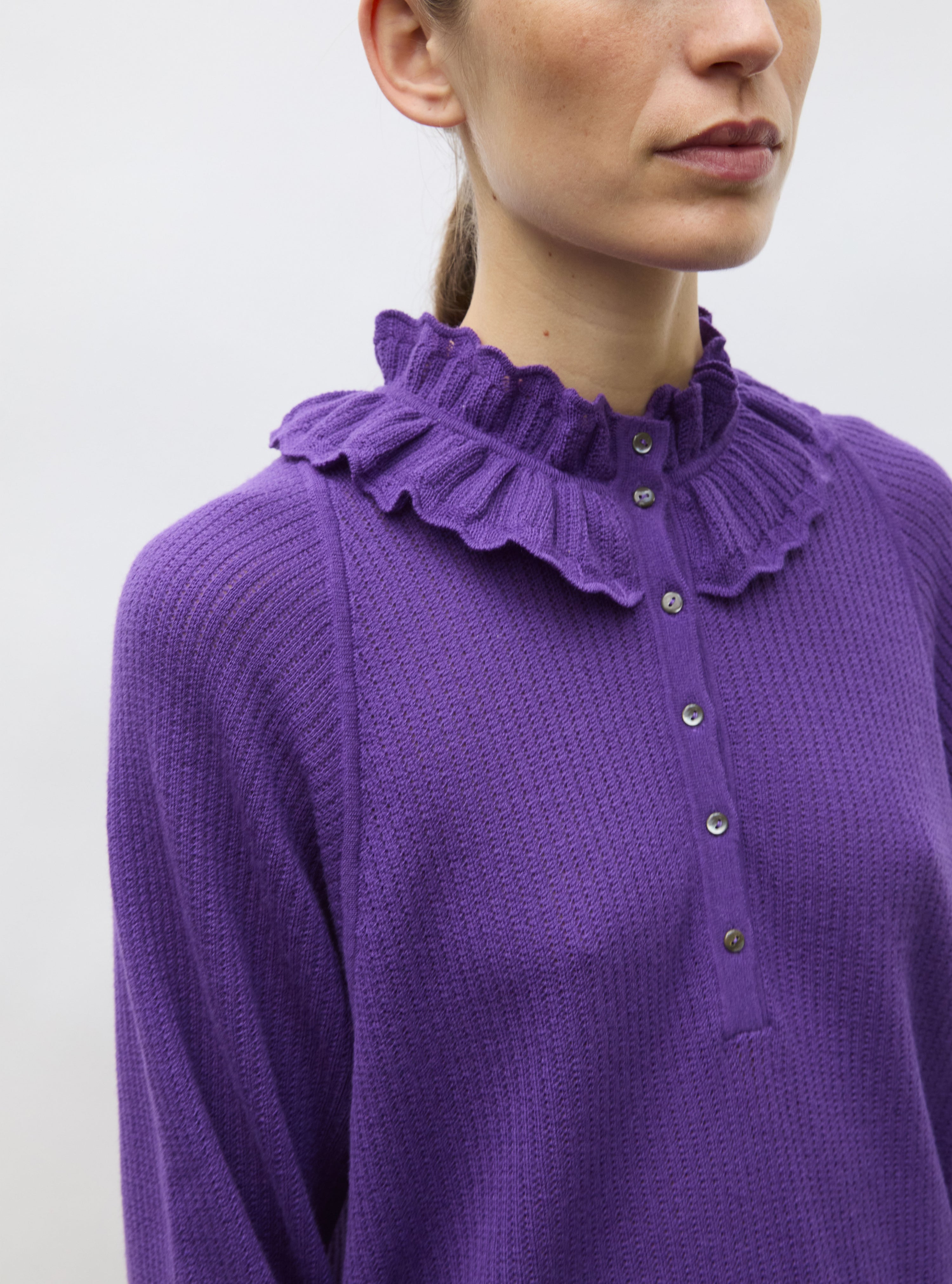 Top en maille de luxe Molli - Top ample col volanté violet profond