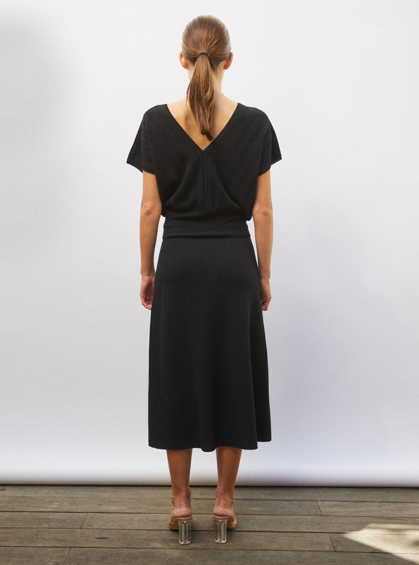 Top V maille chevron molli noir profond - Top de luxe