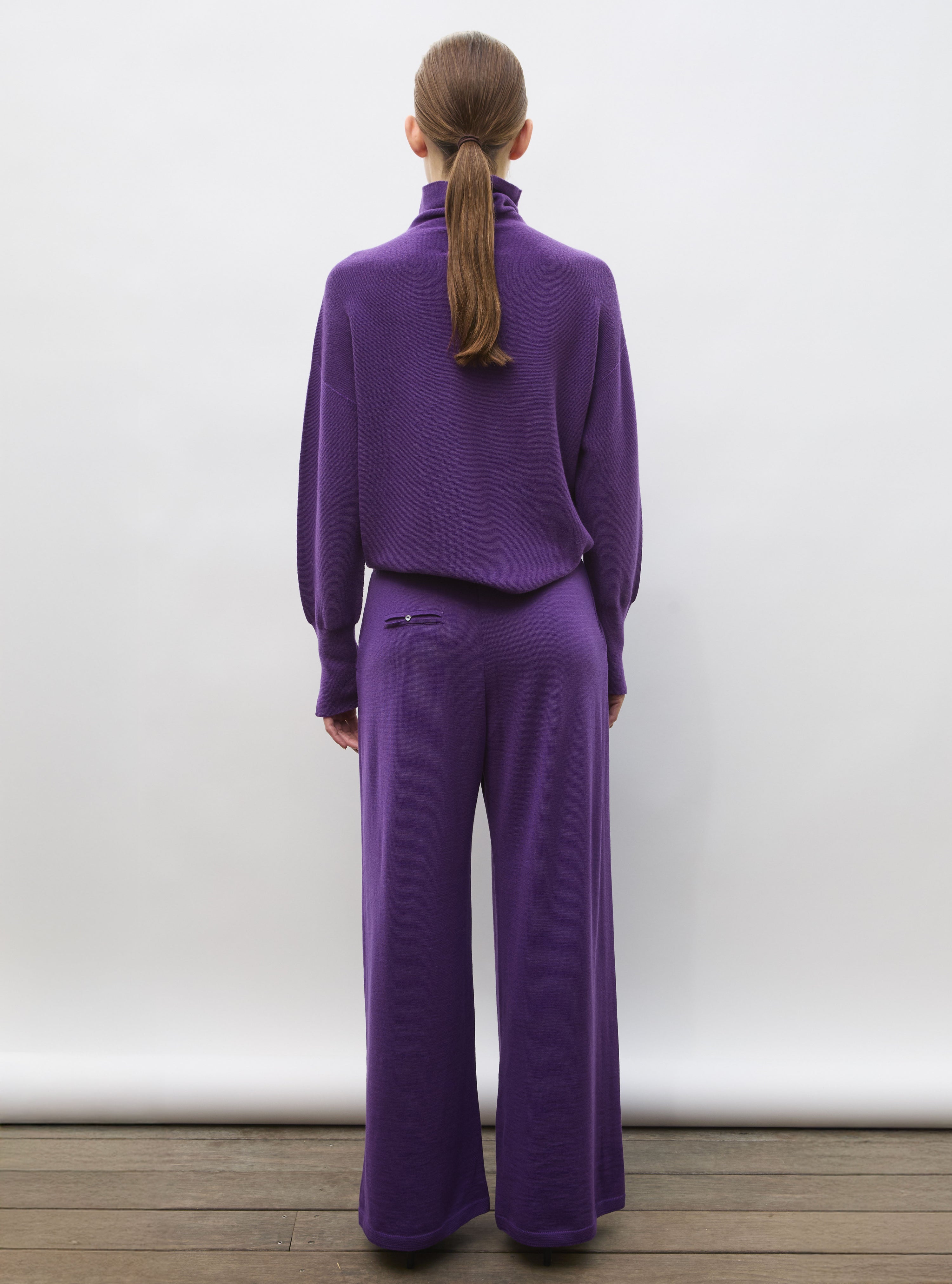 Pull de luxe femme - Pull fin col montant violet profond