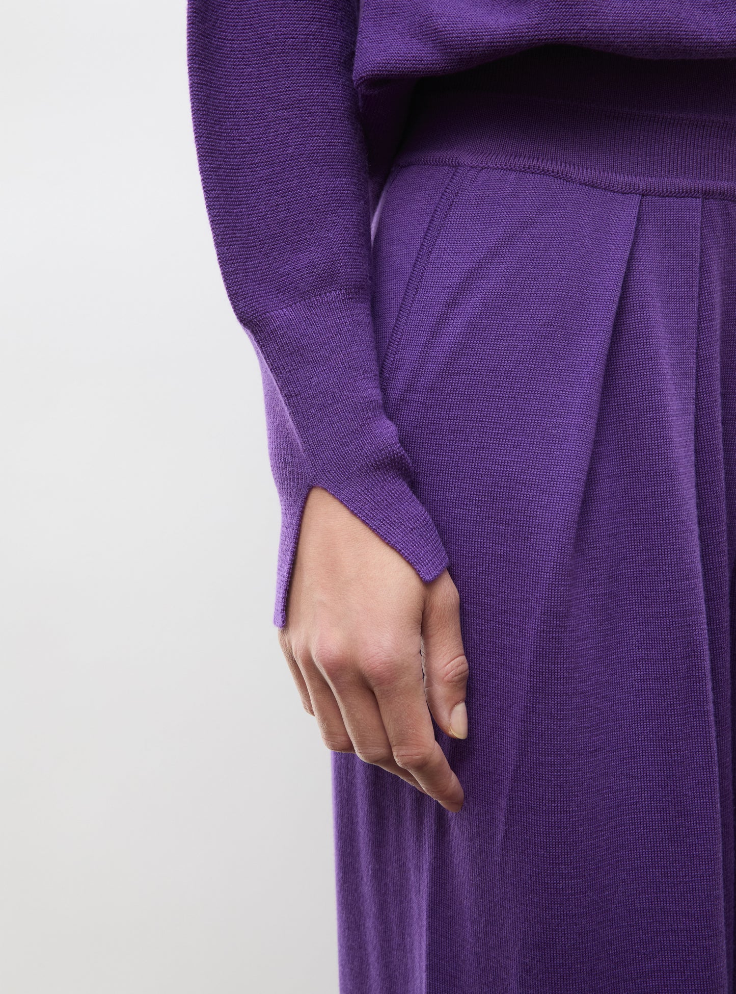 Pull en maille de luxe Molli - Pull fin col montant violet profond